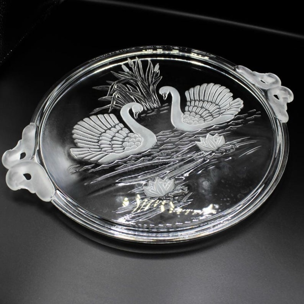 Vintage Mikasa Walther Crystal Etched Glass Swans Cake Plate/ Tray~ Germany